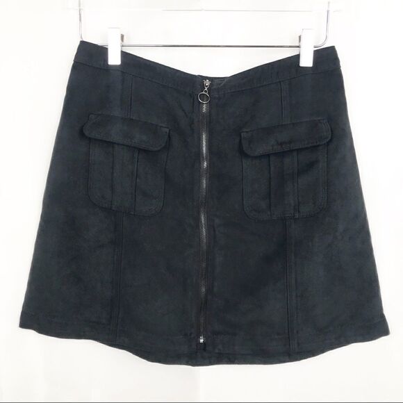 HOLLISTER Suede high waisted zip skirt. Black. Vintage Y2K. - Picture 1 of 4